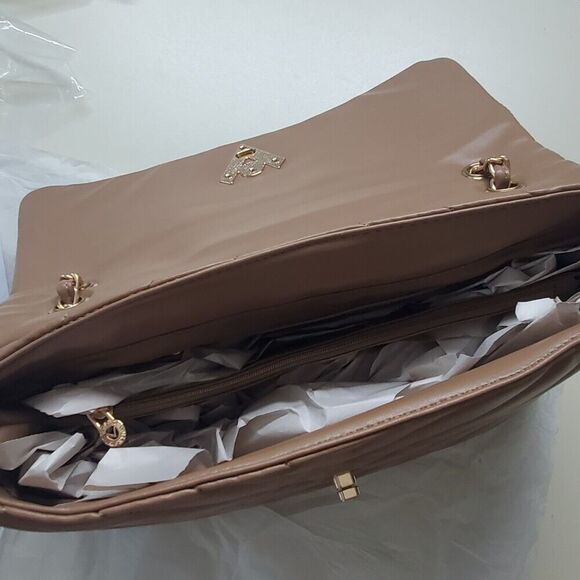 Valentino Orlandi Taupe Quilted Lg Crossbody Bag Chain Strap Vegan Leather NWT - Picture 5 of 6